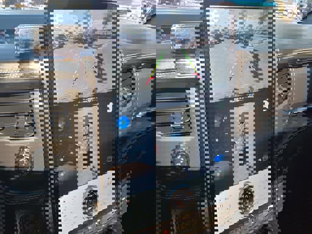 Certified 2023 Ford F150 Lightning Platinum image 25