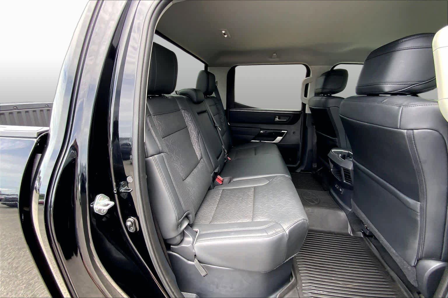 Used 2023 Toyota Tundra Limited AWD/4WD image 19