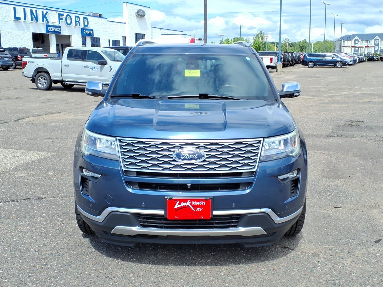 Certified 2019 Ford Explorer Platinum AWD/4WD image 9