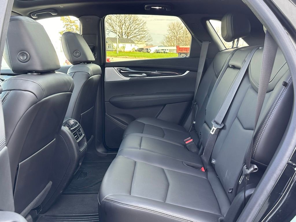 Used 2023 Cadillac XT5 Premium Luxury w/ Technology Package image 14