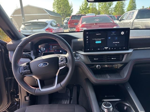 Certified 2025 Ford Explorer ST-Line w/ Premium Package image 11