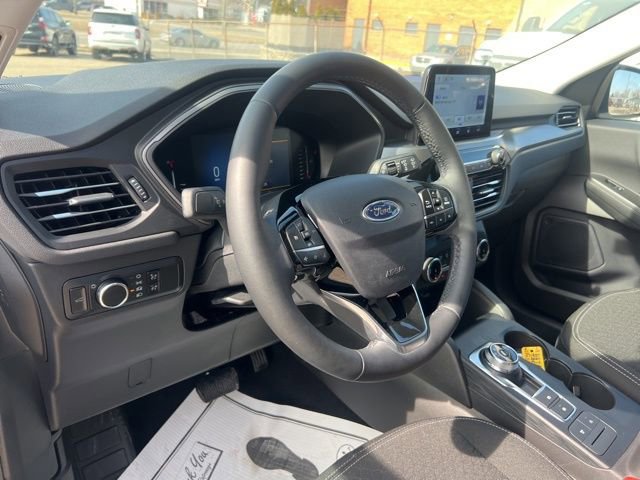 Certified 2024 Ford Escape Active image 9