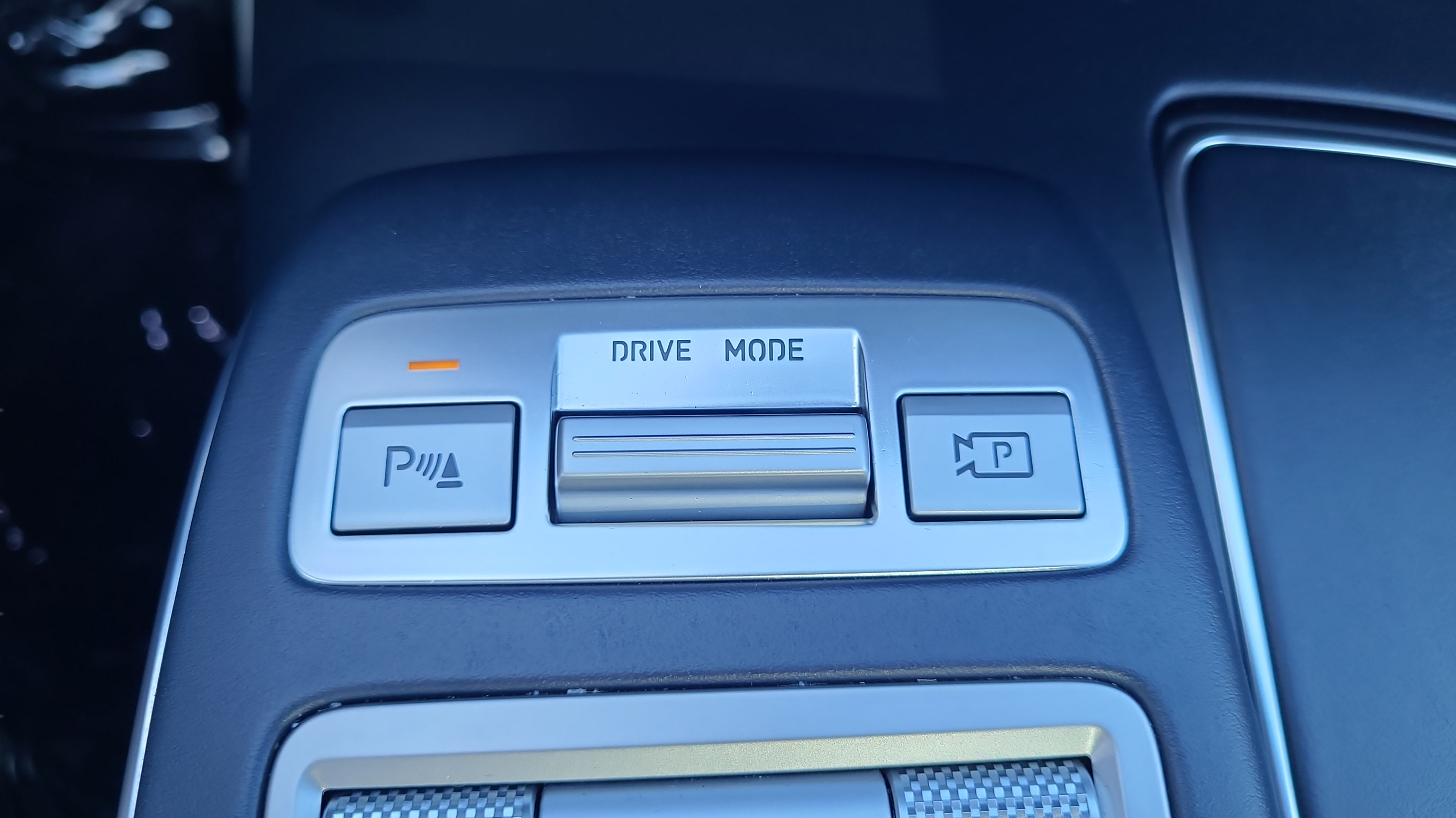 Used 2023 Genesis GV70 2.5T w/ Sport Prestige Package AWD/4WD image 25