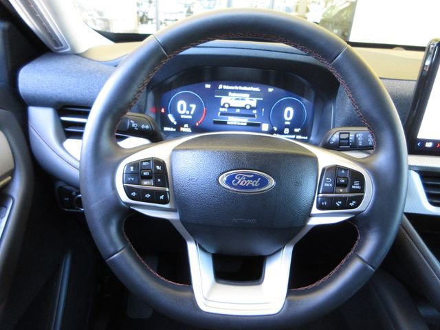 Certified 2026 Ford Explorer Active RWD image 14