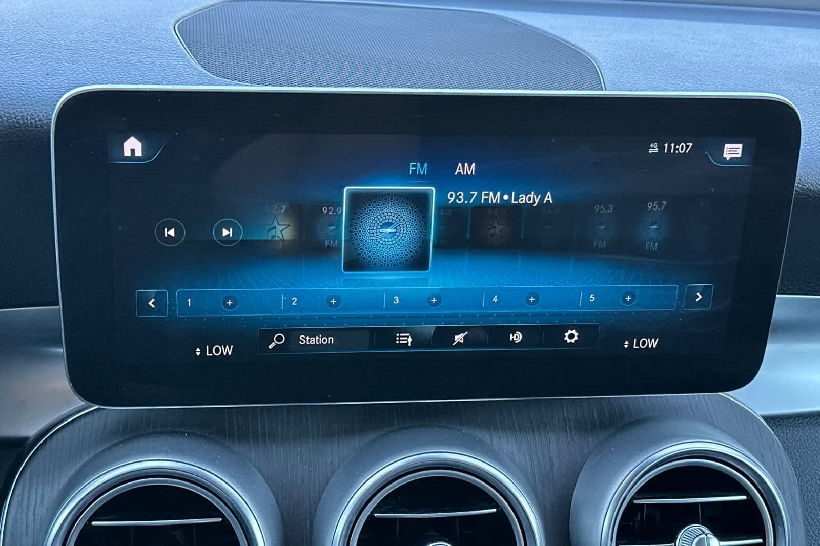 Used 2022 Mercedes-Benz GLC 300 GLC 300 image 19