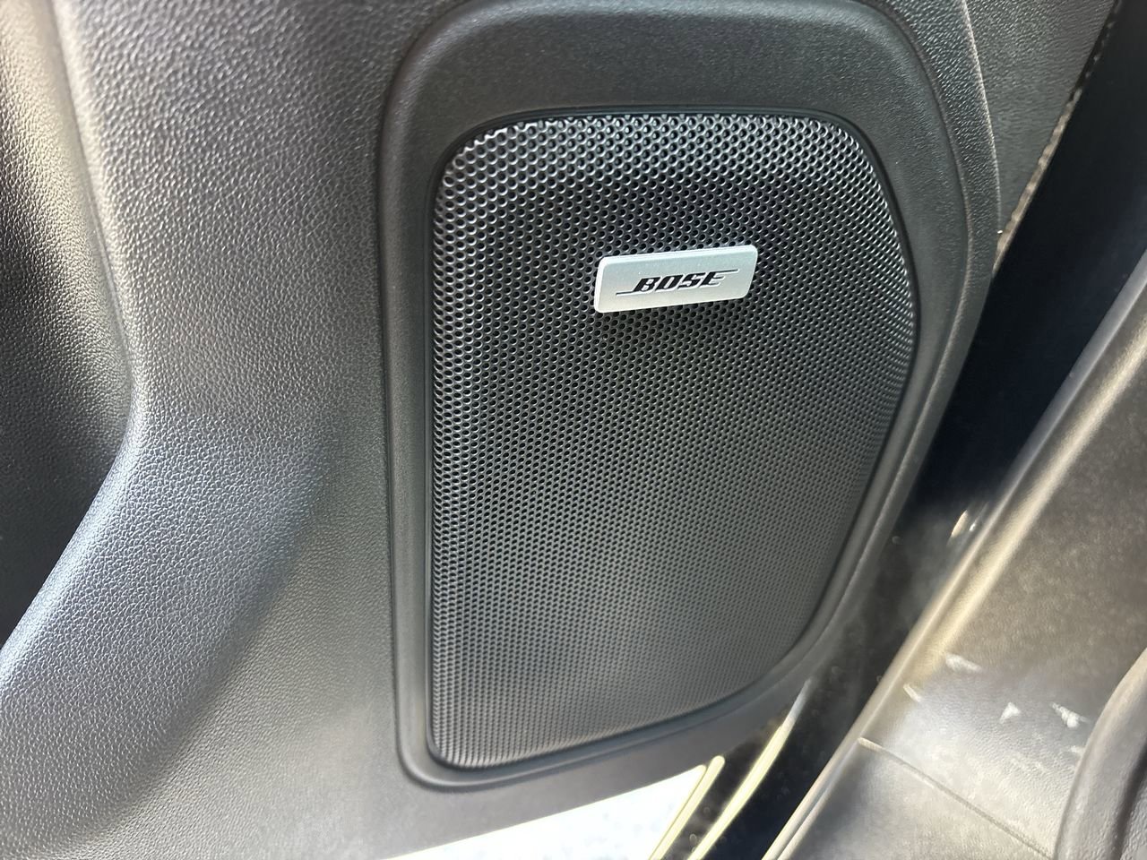 Used 2021 Chevrolet Silverado 1500 LT Trail Boss w/ Convenience Package II image 16