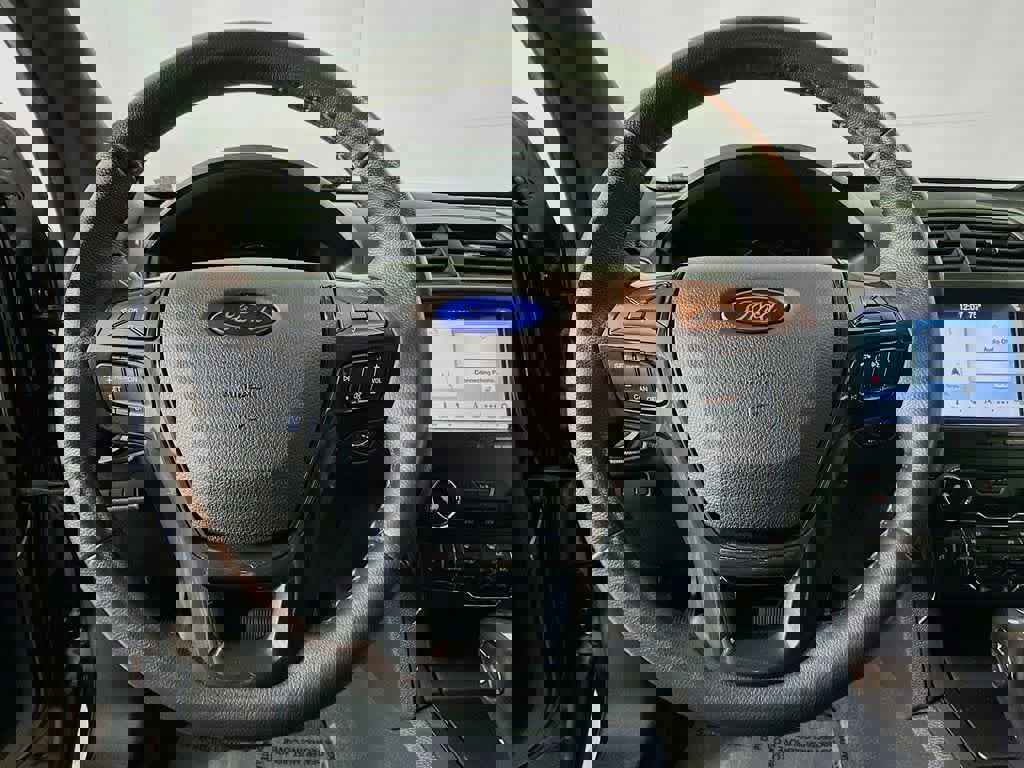 Certified 2019 Ford Explorer XLT w/ Equipment Group 202A image 16