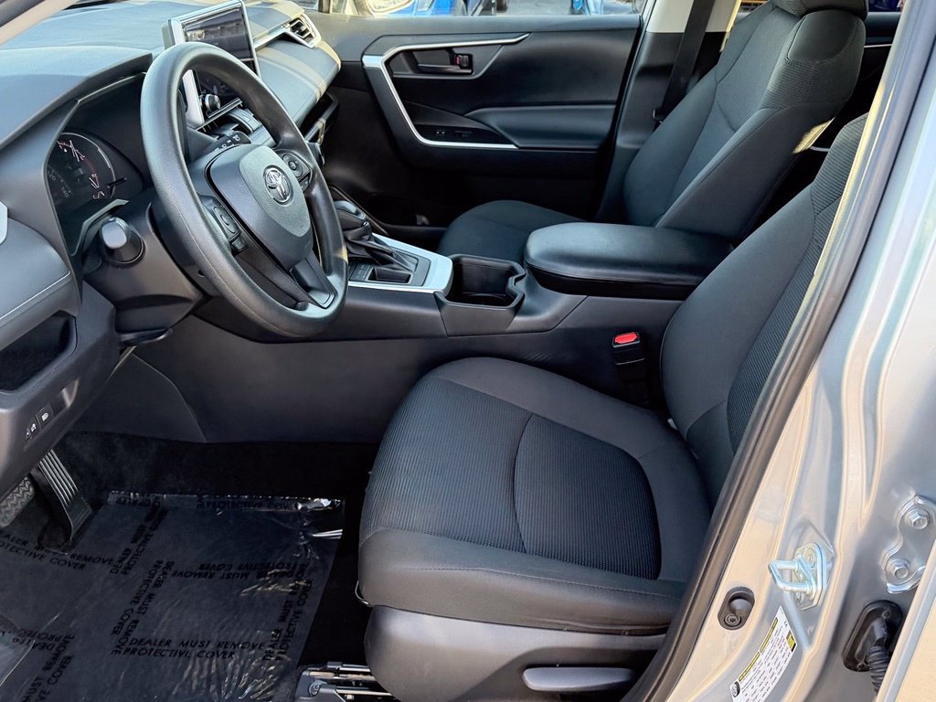 Used 2024 Toyota RAV4 LE FWD image 16