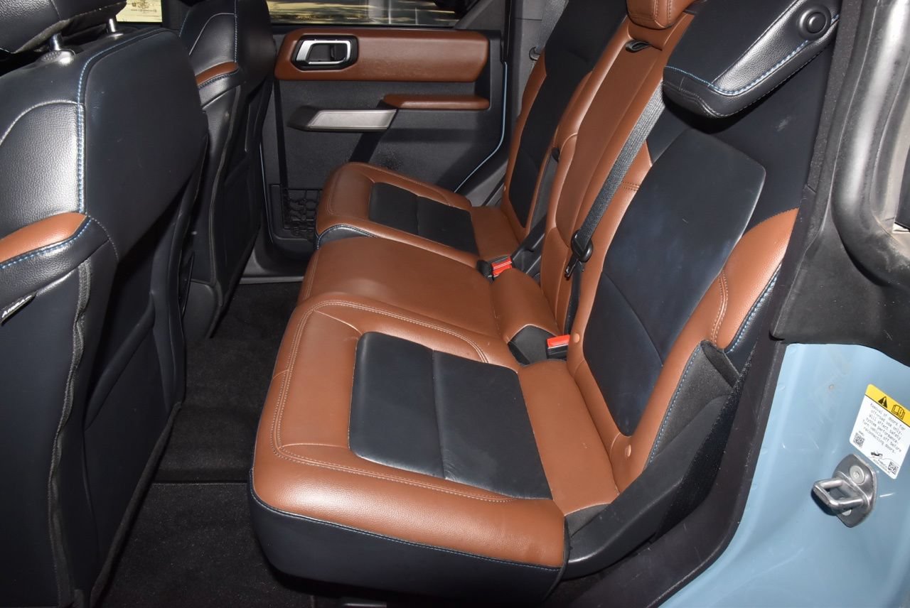 Certified 2023 Ford Bronco Outer Banks w/ Sasquatch Package AWD/4WD image 14