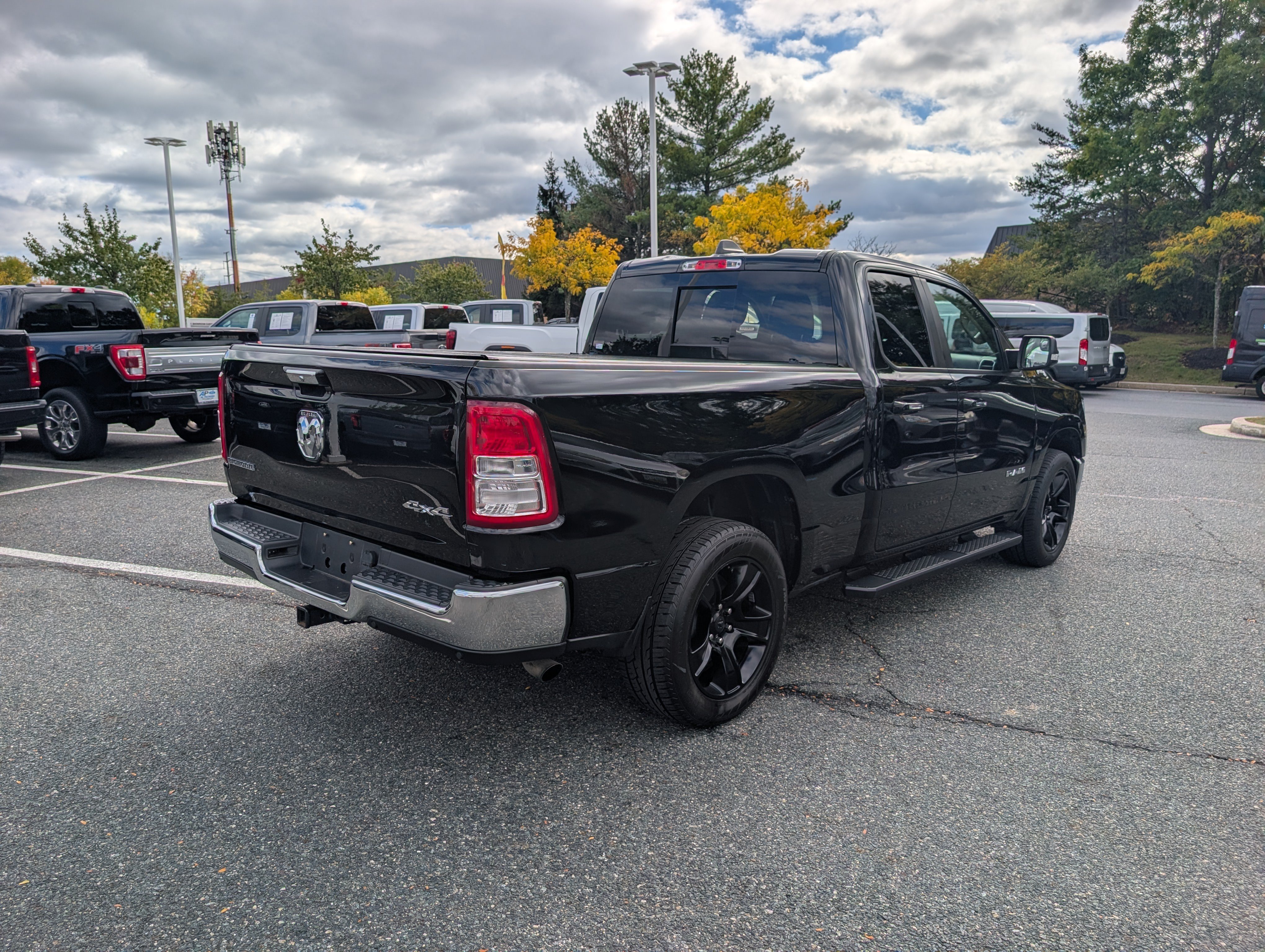 Used 2019 RAM 1500 Big Horn AWD/4WD image 4