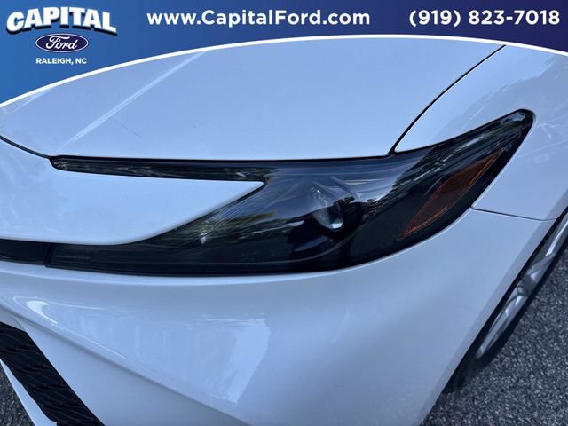 Used 2025 Toyota Camry LE FWD image 11