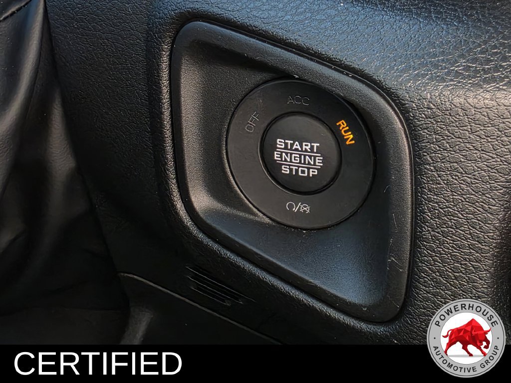 Used 2025 Jeep Wrangler Sport AWD/4WD image 33