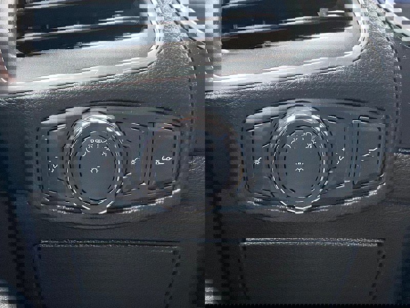 Certified 2018 Ford Edge Titanium w/ Technology Package image 55