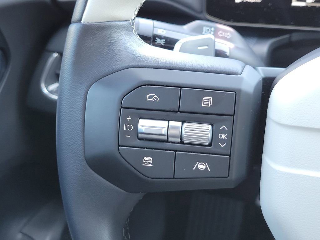 Used 2025 Kia K4 GT-Line w/ GT-Line Premium Package image 29