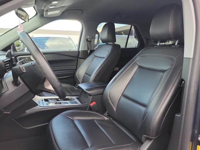 Certified 2023 Ford Explorer XLT w/ Equipment Group 202A RWD image 20