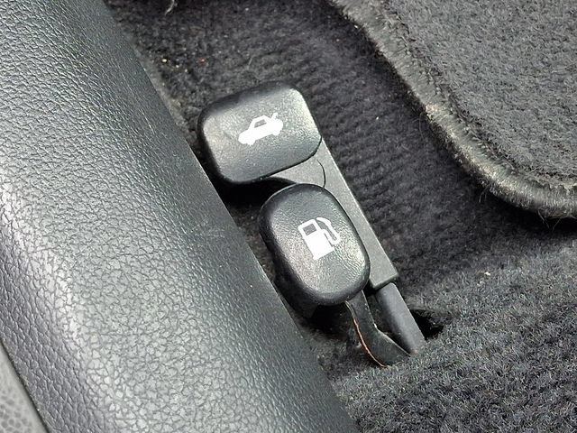 Used 2017 Hyundai Elantra SE w/ Cargo Package FWD image 27