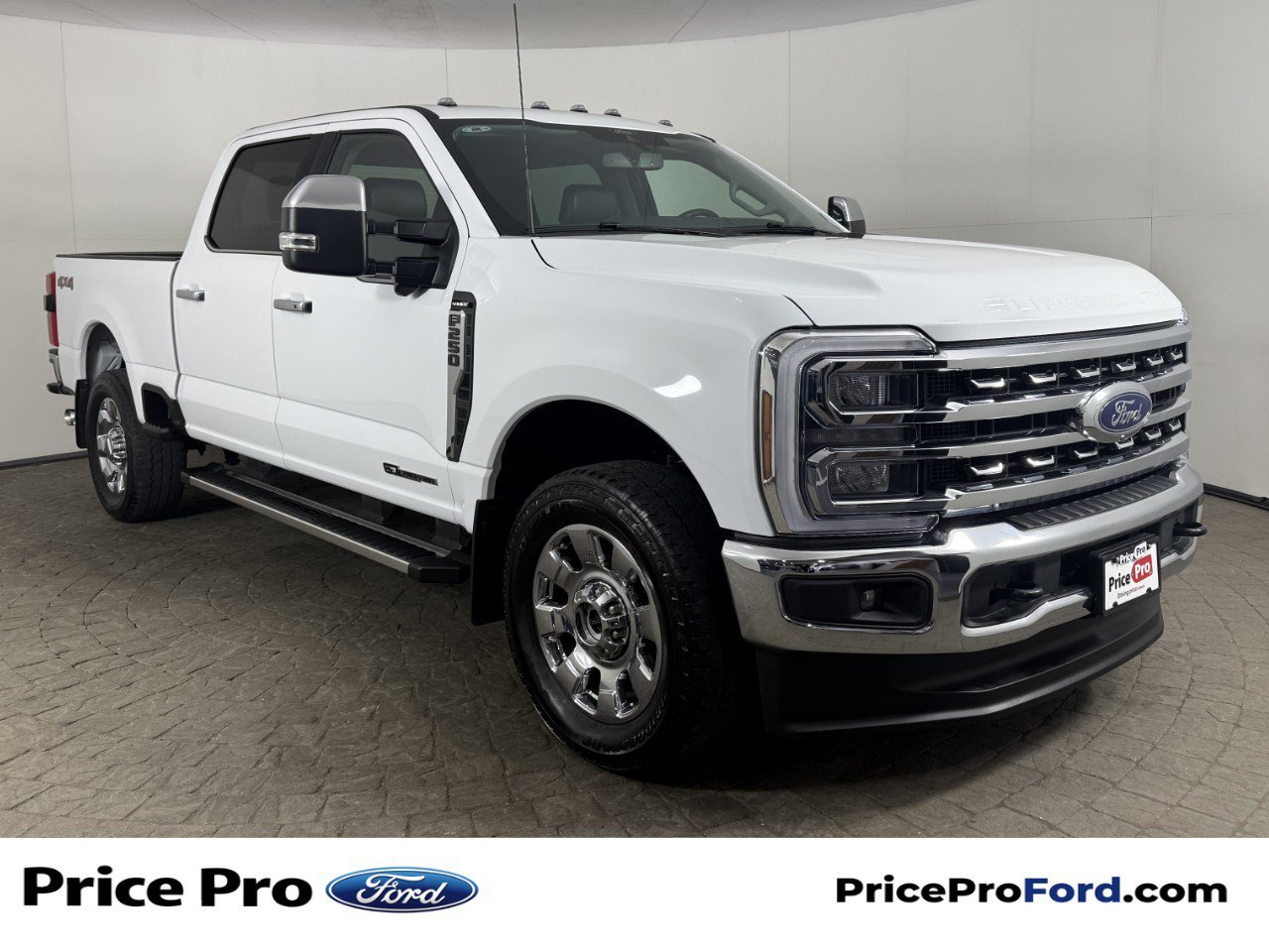 Certified 2025 Ford F250 Lariat AWD/4WD image 1
