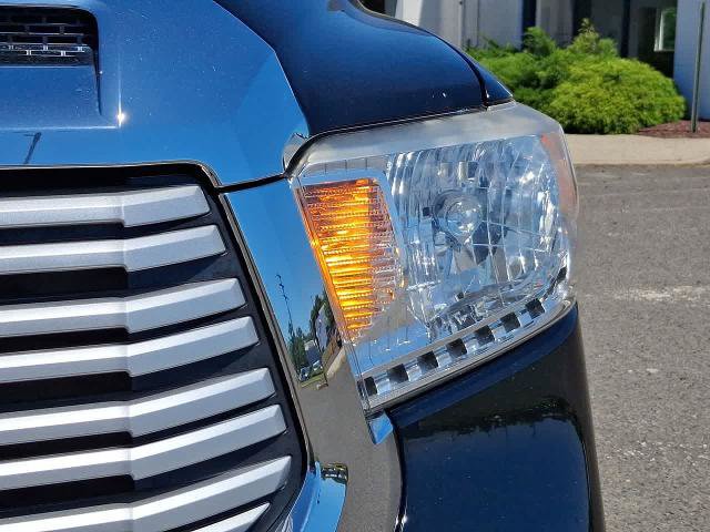Used 2017 Toyota Tundra Limited w/ Limited Premium Package AWD/4WD image 30