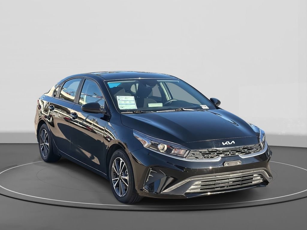 Used 2024 Kia Forte LXS image 5