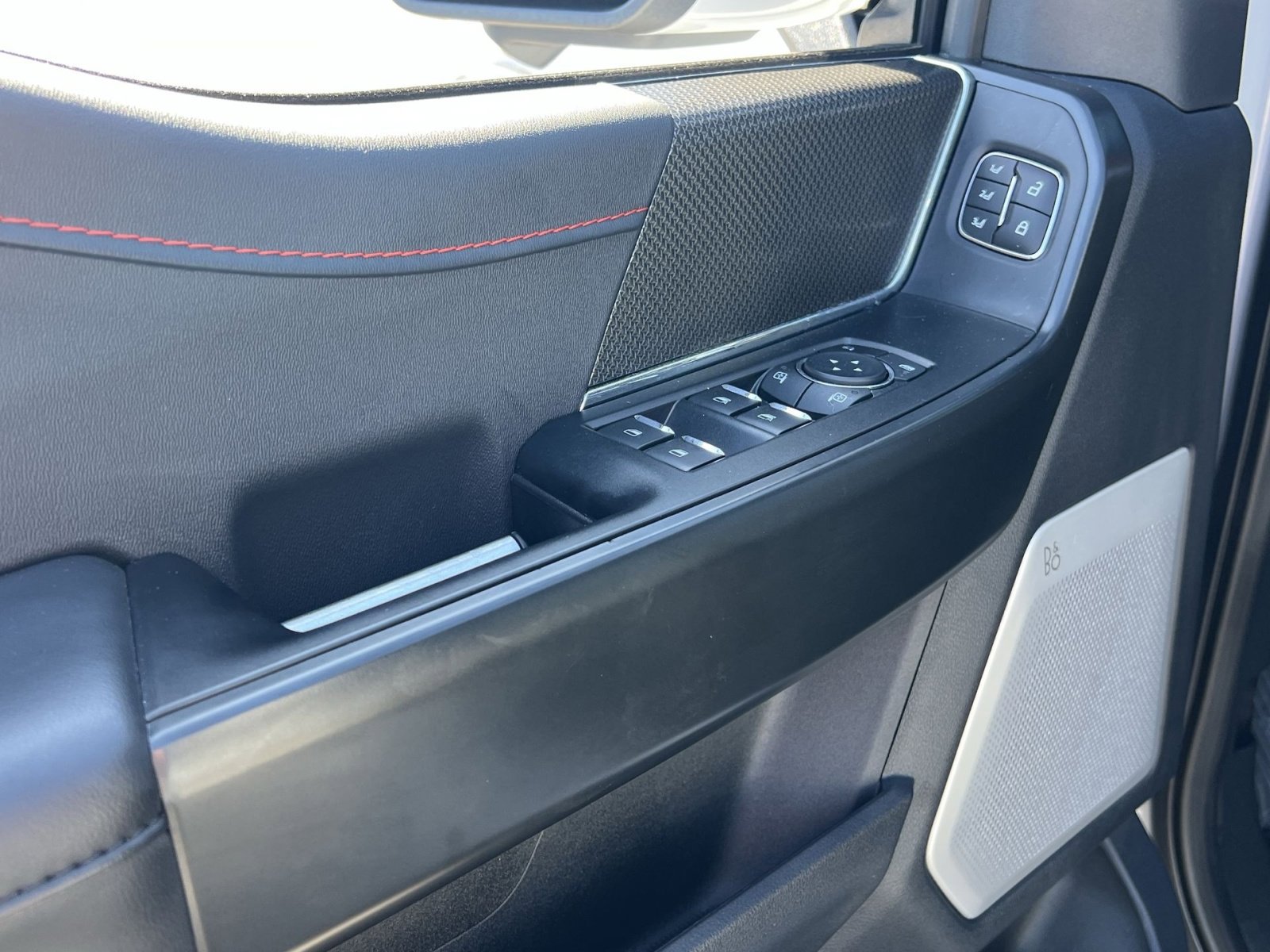 Certified 2025 Ford F150 Raptor AWD/4WD image 15