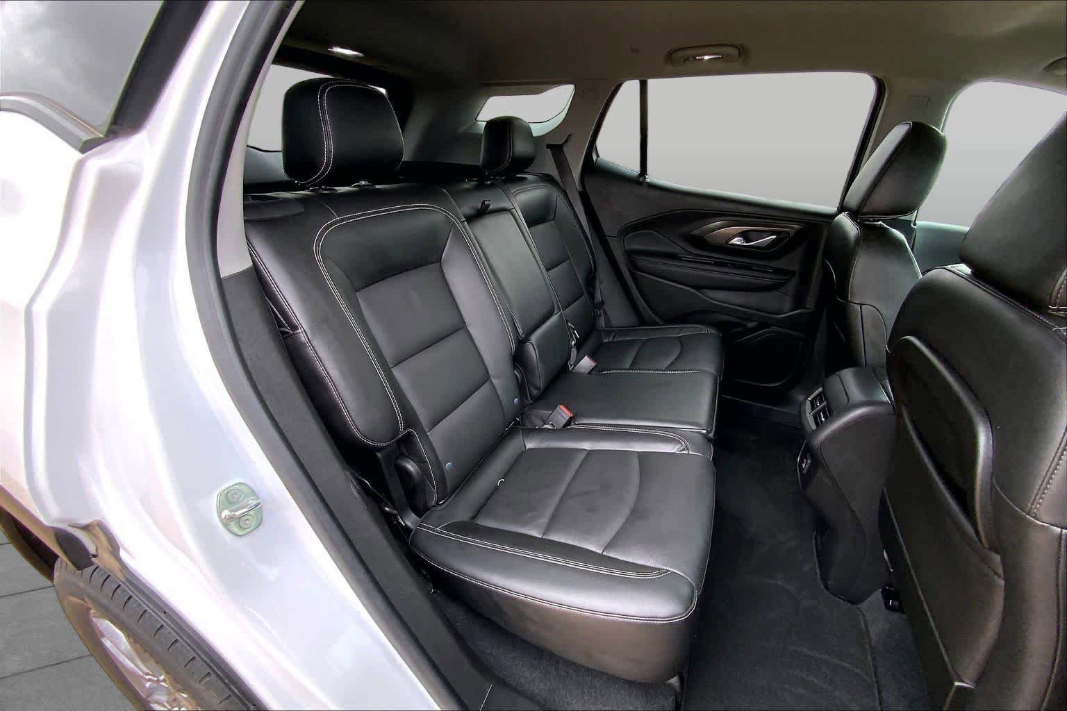 Used 2022 GMC Terrain SLT FWD image 20