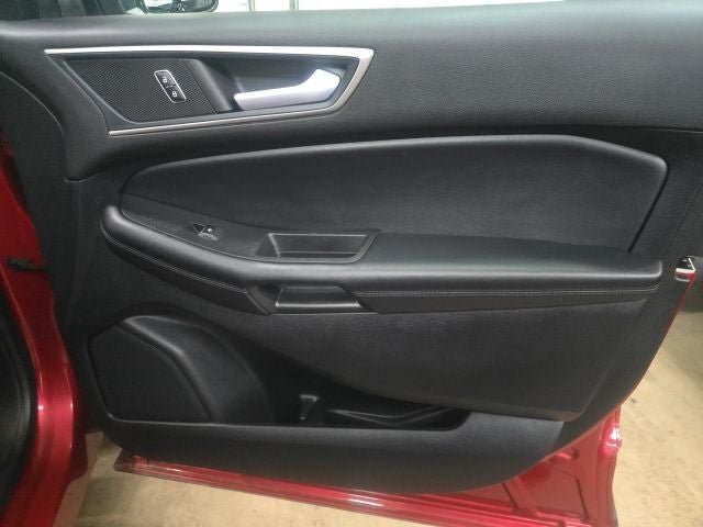 Certified 2024 Ford Edge SEL w/ Convenience Package AWD/4WD image 5