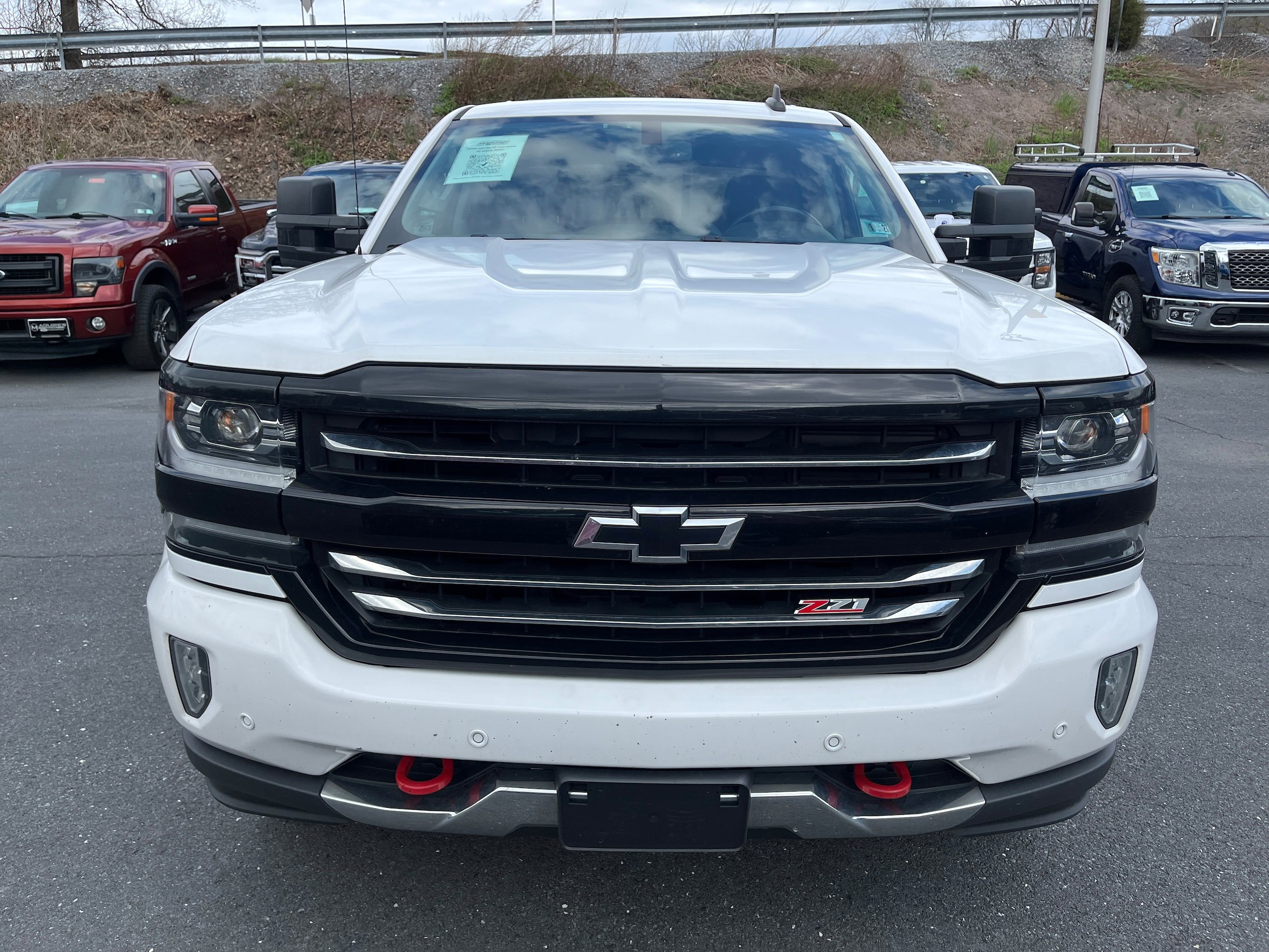 Used 2018 Chevrolet Silverado 1500 LTZ Z71 w/ Redline Edition AWD/4WD video 2