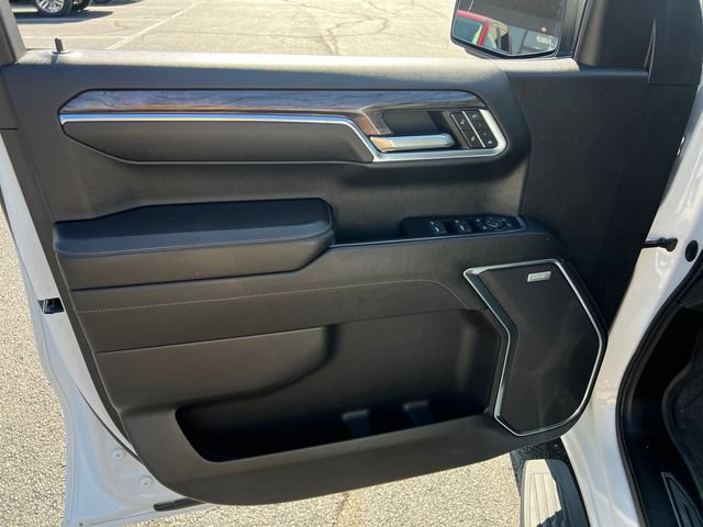 Used 2023 Chevrolet Silverado 1500 LTZ AWD/4WD image 12