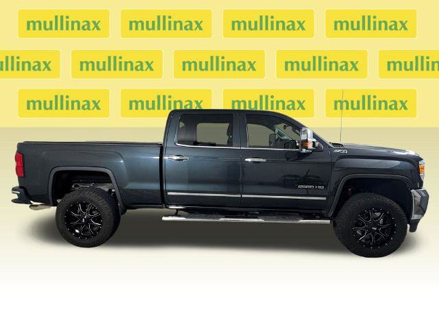 Used 2019 GMC Sierra 2500 SLT w/ Driver Alert Package AWD/4WD image 2