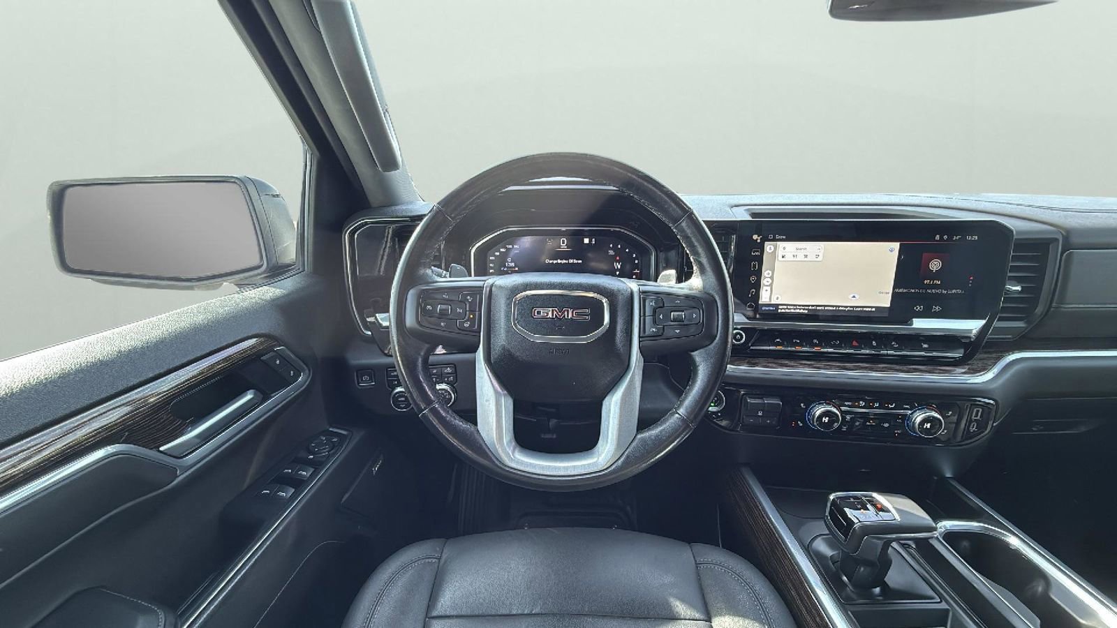 Used 2022 GMC Sierra 1500 Elevation w/ Elevation Premium Package image 13