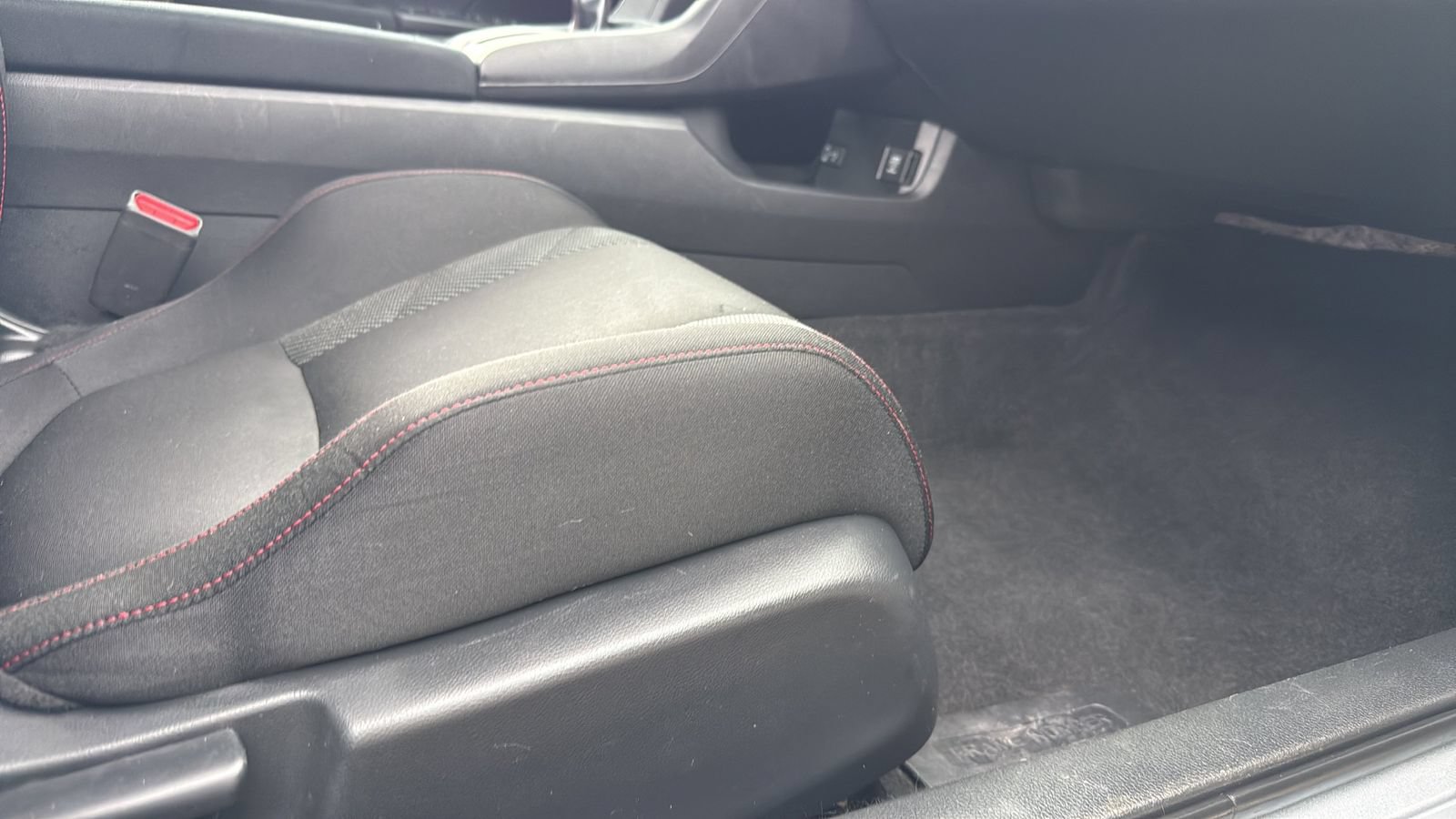 Used 2018 Honda Civic Si image 25