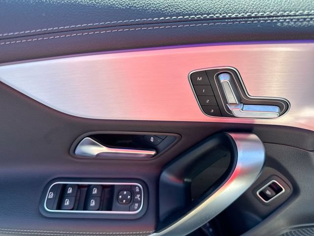 Used 2025 Mercedes-Benz CLA 250 image 13