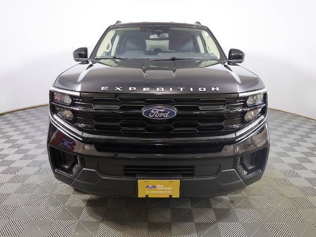 Certified 2025 Ford Expedition Max Active AWD/4WD image 4