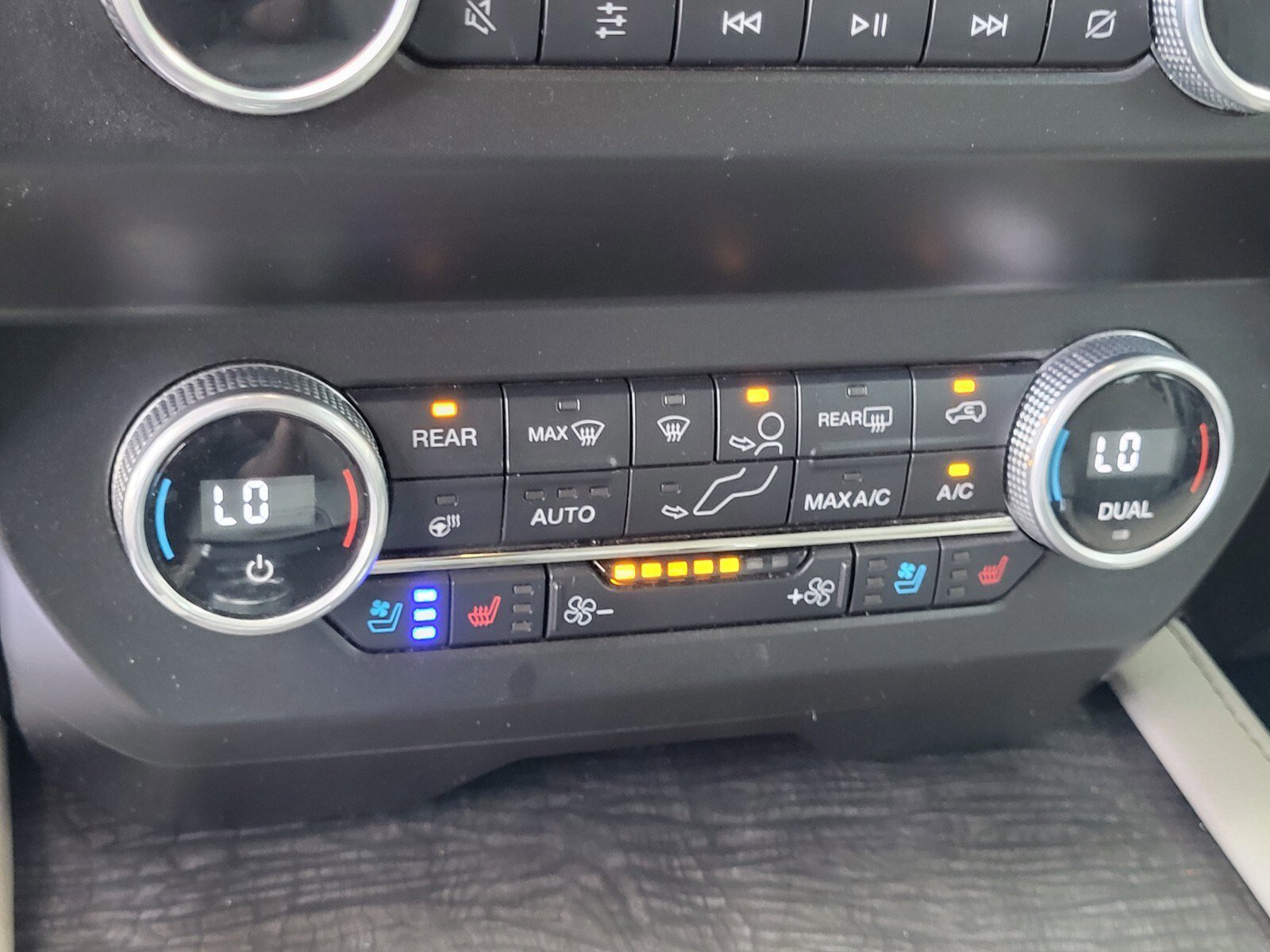 Certified 2021 Ford Expedition Limited RWD image 22