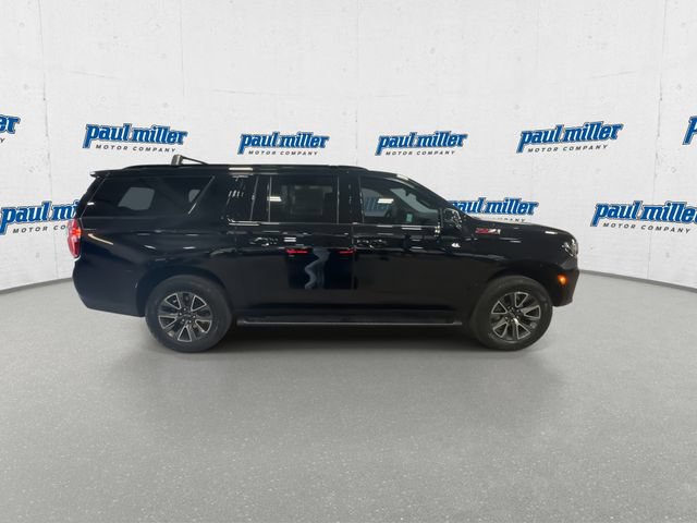 Used 2023 Chevrolet Suburban Z71 w/ Z71 Off-Road Package AWD/4WD image 13