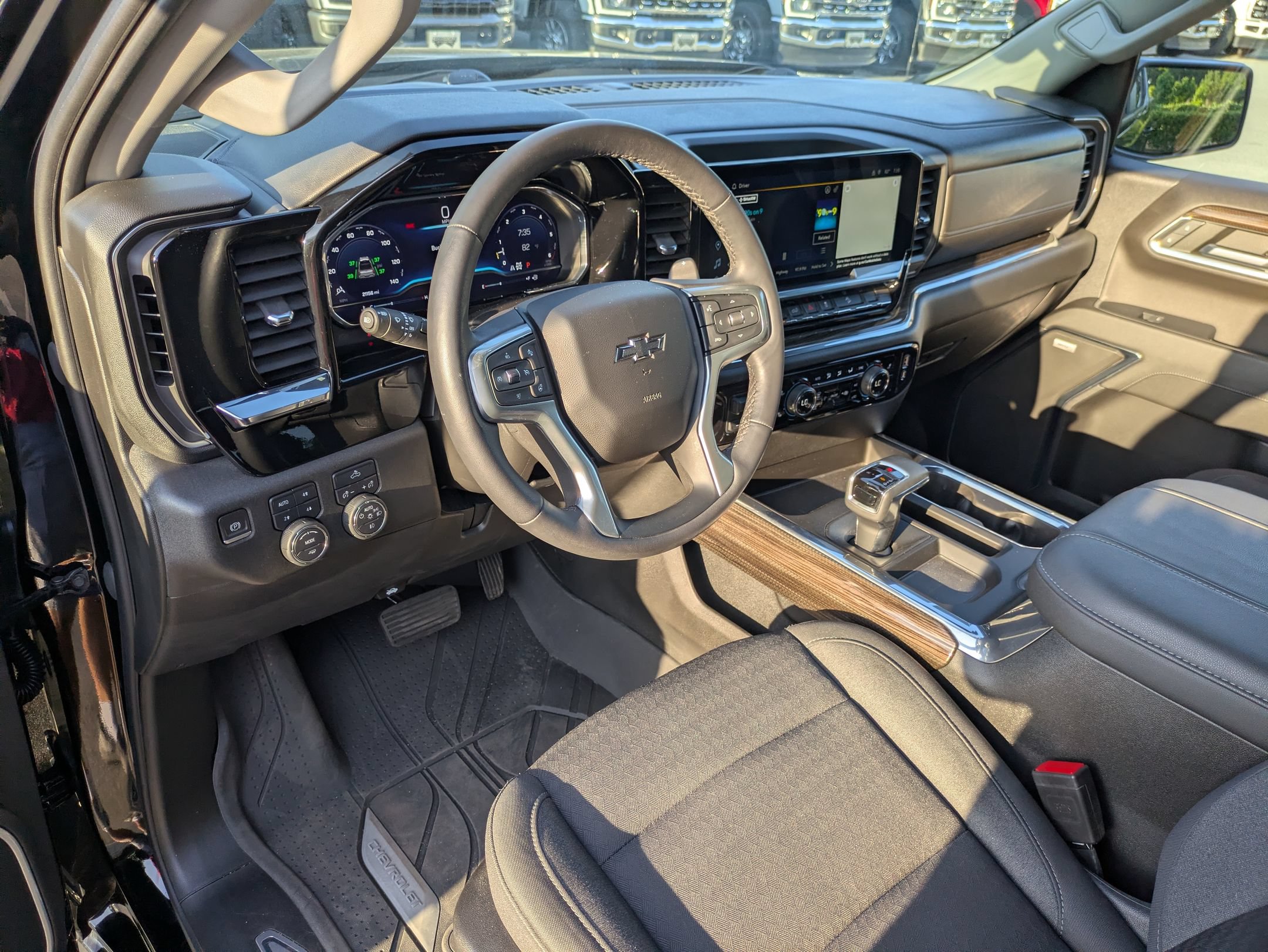 Used 2023 Chevrolet Silverado 1500 RST w/ Convenience Package II AWD/4WD image 15