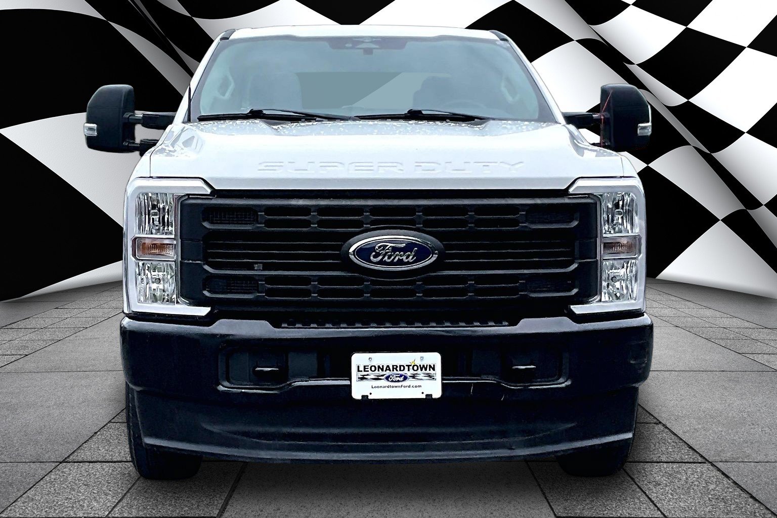 Certified 2023 Ford F250 XL AWD/4WD image 3
