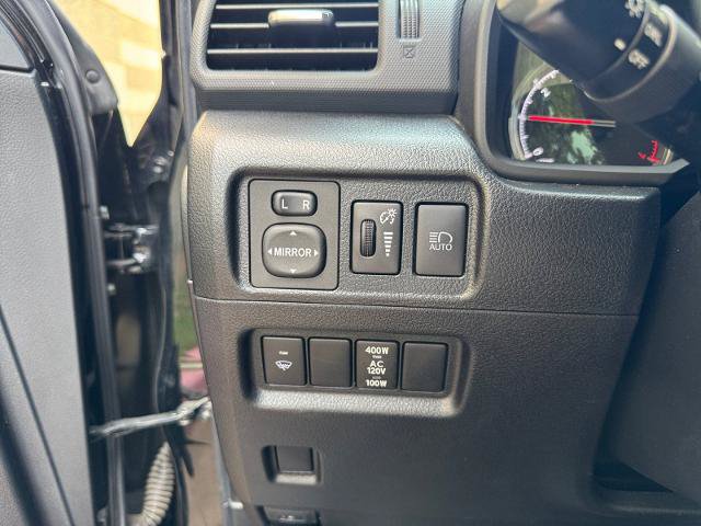 Used 2021 Toyota 4Runner Venture w/ Moonroof Package AWD/4WD image 20