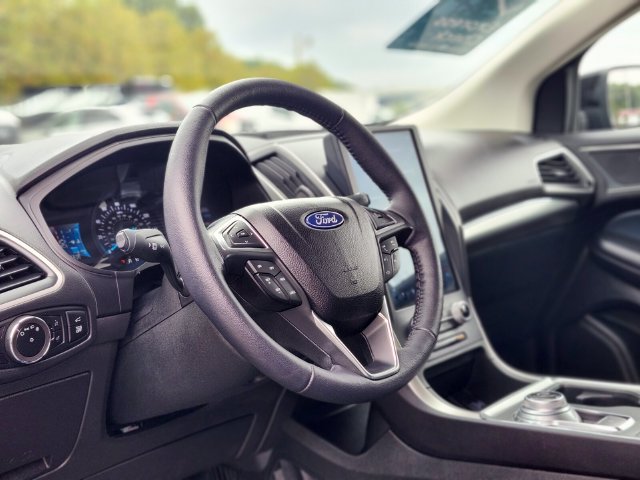 Certified 2023 Ford Edge SEL w/ Sport Appearance Package AWD/4WD image 19