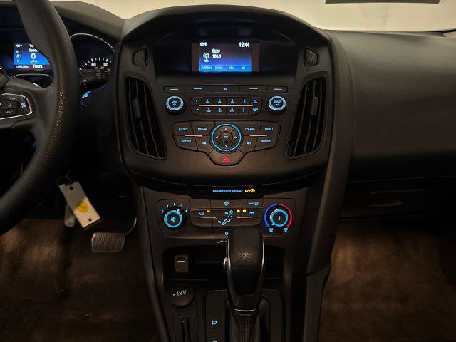 Certified 2018 Ford Focus SE FWD image 24