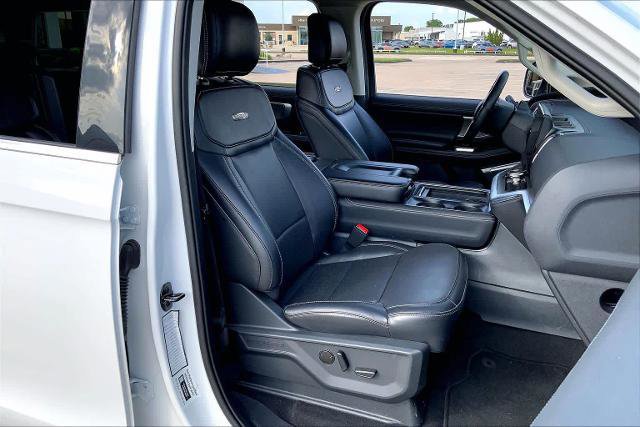 Certified 2025 Ford Expedition Platinum AWD/4WD image 11