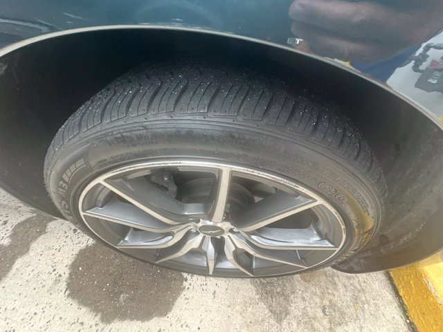 Used 2023 Genesis G70 2.0T AWD/4WD image 18