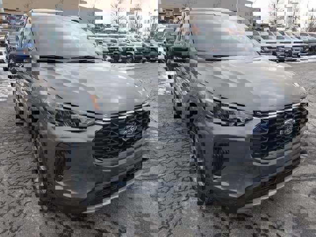 Certified 2025 Ford Escape ST-Line image 2