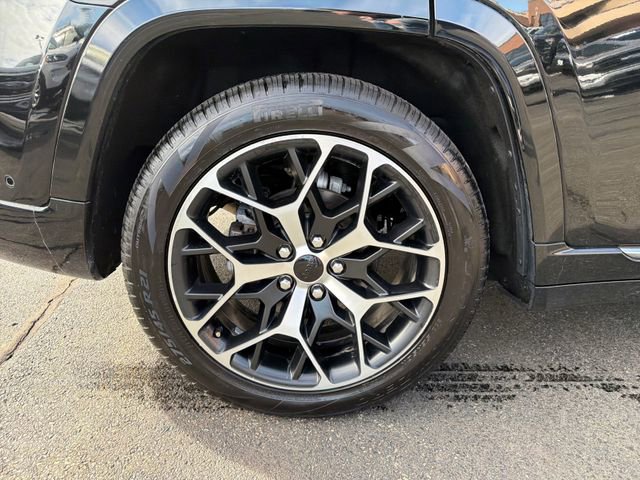 Used 2022 Jeep Grand Cherokee Summit image 13