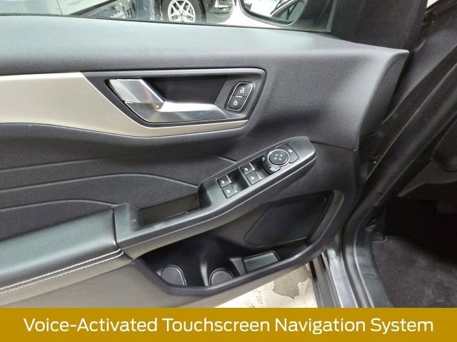 Certified 2022 Ford Escape SEL image 18