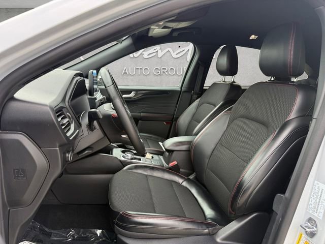 Certified 2025 Ford Escape ST-Line image 19