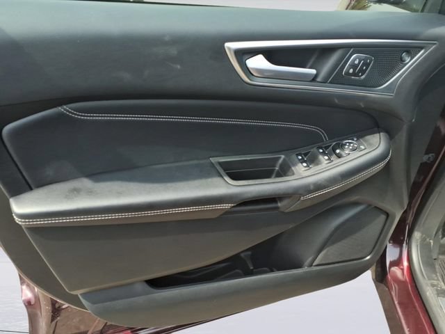 Certified 2024 Ford Edge Titanium AWD/4WD image 11