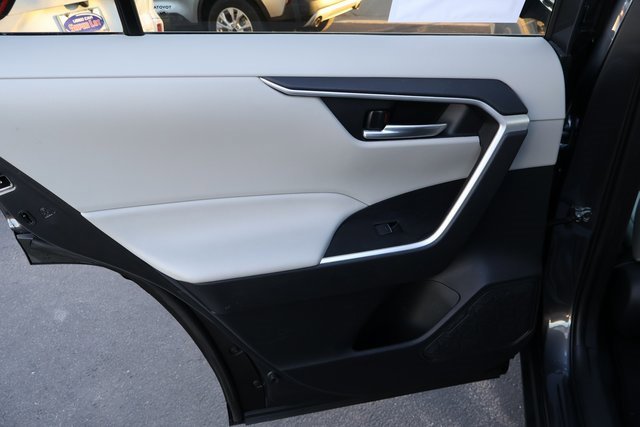 Used 2023 Toyota RAV4 XLE image 23