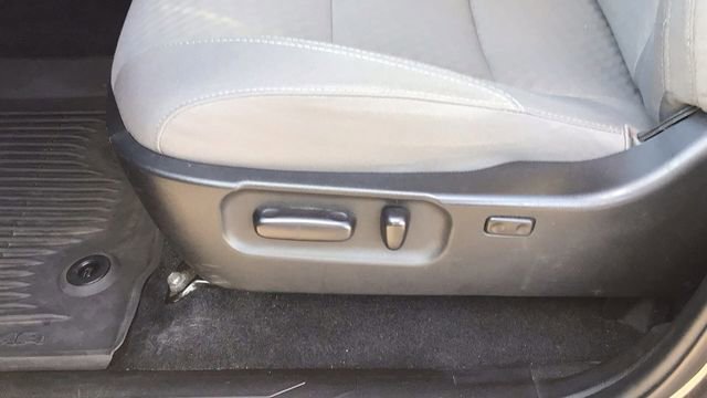 Used 2022 Toyota Tacoma SR5 w/ Black Out Package (TMS) image 16