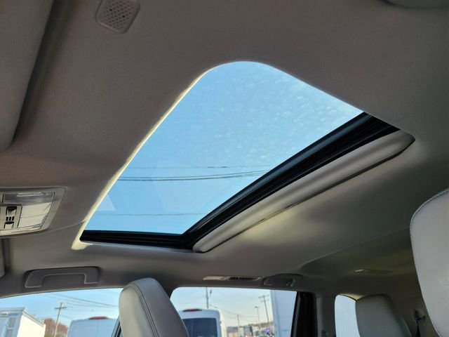 Used 2019 Toyota Highlander XLE image 22